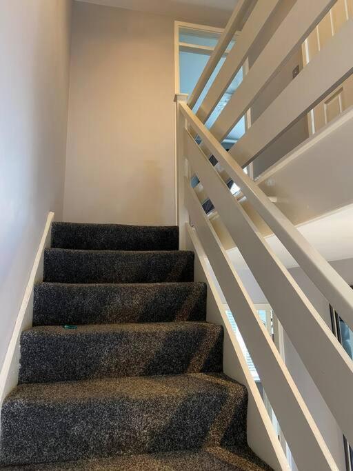 Mosborough Garland Way 2 Bed House Sheffield Free Parking 5 Min From M1ヴィラ エクステリア 写真